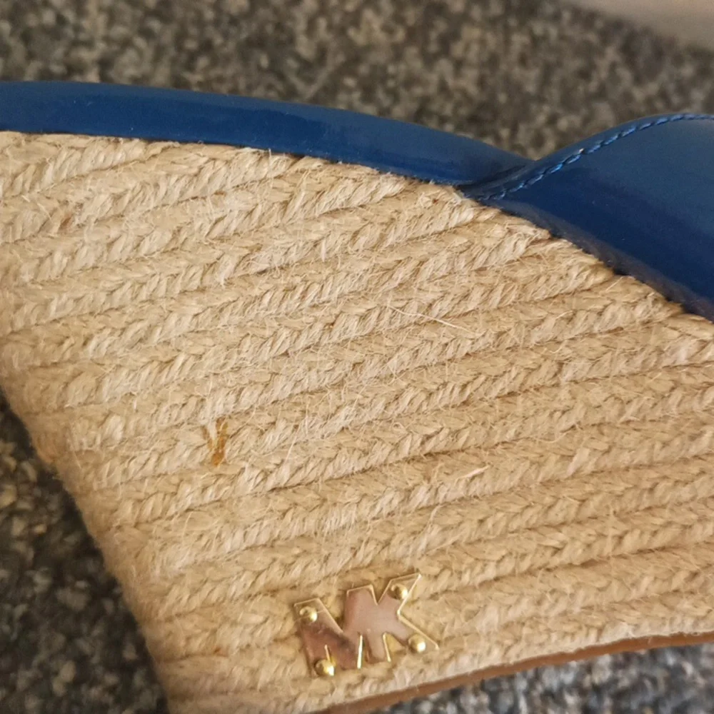 Michael kors blue open toe espadrilles size 10